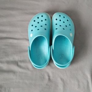Blue crocs